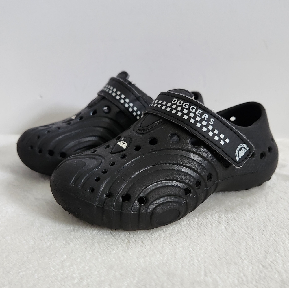 Doggers Black White Ultralite Cushioned Slip On Shoes Toddler Size 7-8